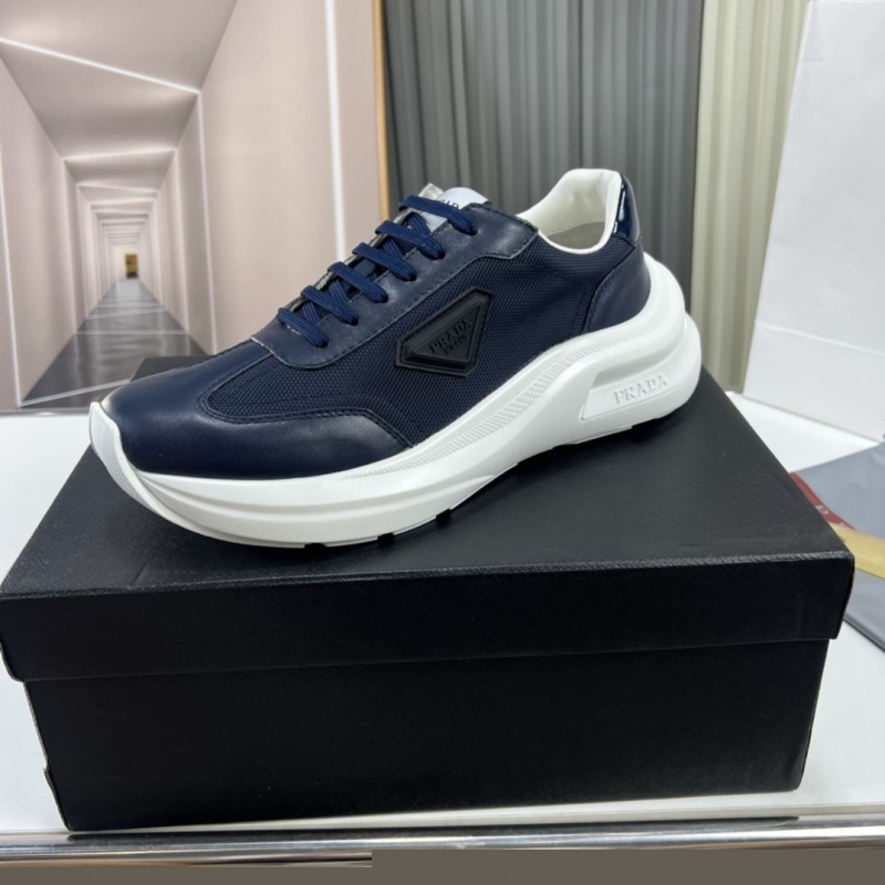 Pra*a casual shoes